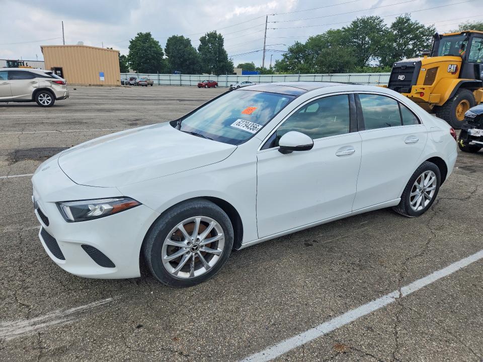 2019 Mercedes-benz A-klasse VIN WDD3G4EBXKW020708 COPART salvage auction — MINOR DENT/SCRATCHES, Va - Certificate Of Title (P), sold $7,700 on 2026-08-06 (photo 1)