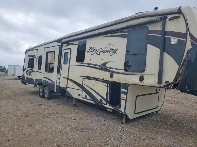 2018 Heartland big horn Trailr VIN 5SFBG432XJE348222 COPART salvage auction — ROLLOVER, IA - CERTIFICATE OF TITLE, sold $2,100 on 2026-09-22 (photo 9)