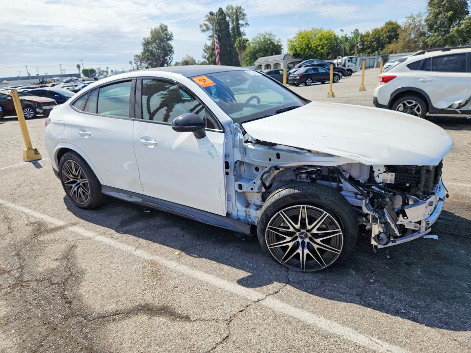 2024 Mercedes-benz Glc VIN W1NKJ8HB1RF202942 COPART salvage auction — UNDERCARRIAGE, CA - SALVAGE CERTIFICATE, sold $32,000 on 2026-08-21 (photo 4)