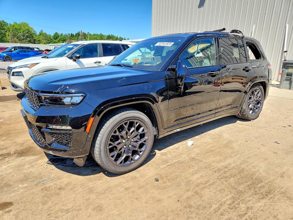 2025 Jeep Cherokee VIN 1C4RJHEG7S8725964 — COPART salvage auction photo