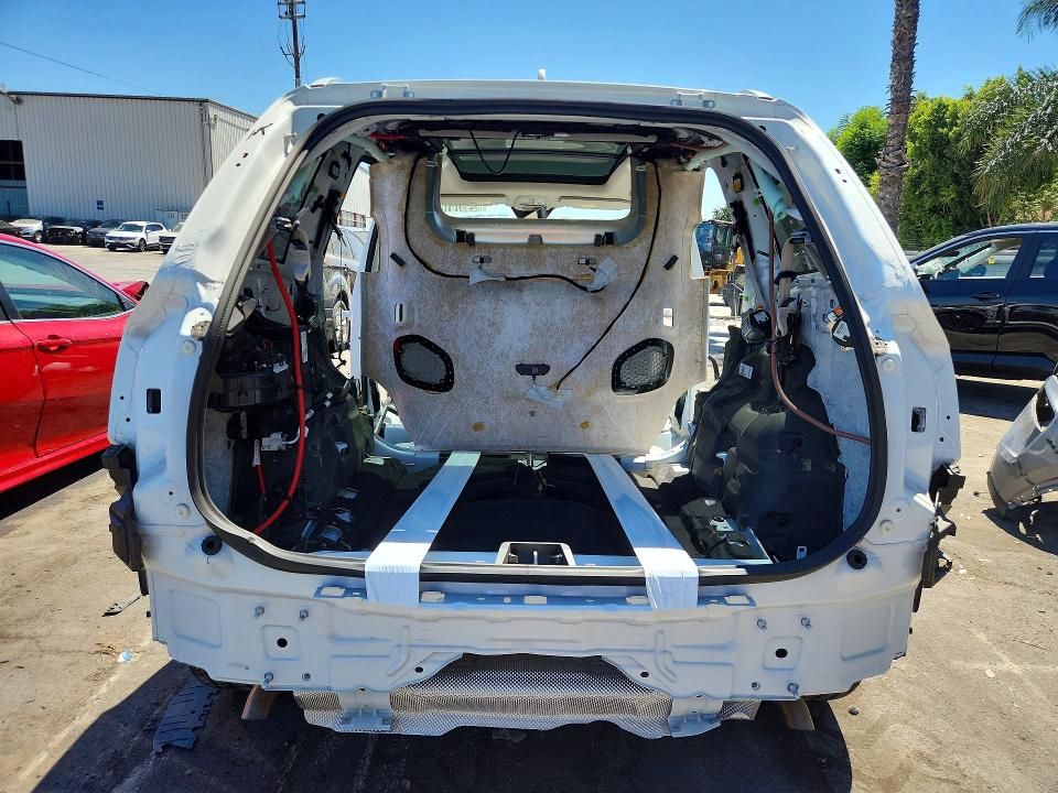 2025 Volvo Xc90 VIN YV4H60JG2S1389571 COPART salvage auction — STRIPPED, Ca - Certificate Of Title, sold $10,200 on 2026-08-06 (photo 6)