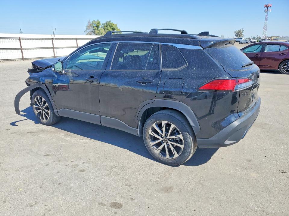 2022 Toyota Corolla cross VIN 7MUDAABG8NV009618 COPART salvage auction — FRONT END, CA - SALVAGE CERTIFICATE, sold $4,150 on 2026-07-31 (photo 2)