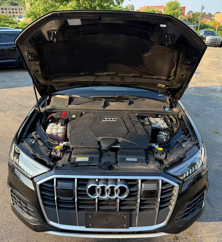 2023 Audi Q7 VIN WA1LXBF78PD011866 COPART salvage auction — MINOR DENT/SCRATCHES, Ny - Certificate Of Title (P), sold $21,300 on 2026-07-29 (photo 6)