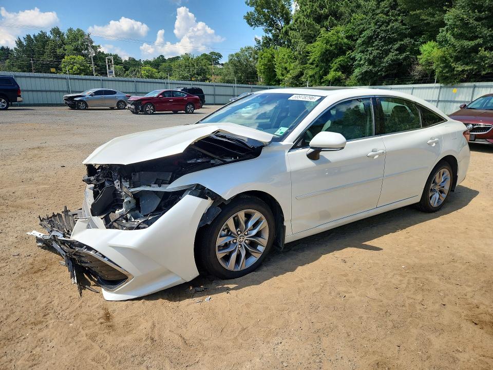 2022 Toyota Avalon VIN 4T1AZ1FB5NU081887 COPART salvage auction — FRONT END, LA - CERT OF TITLE-SALVAGE, sold $7,200 on 2026-07-23 (photo 1)