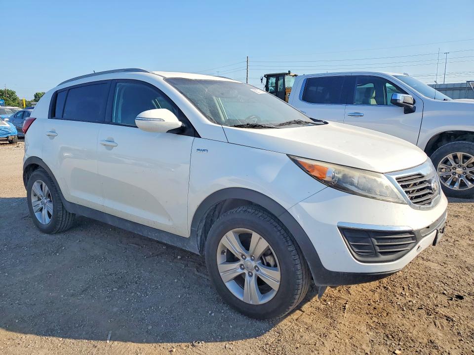 2013 Kia Sportage VIN KNDPBCA20D7535093 COPART salvage auction — HAIL, Ia - Certificate Of Title, sold $1,800 on 2026-07-17 (photo 4)