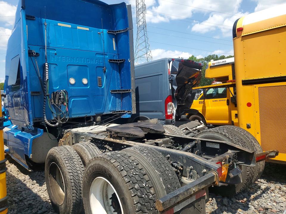 2019 International VIN 3HSKZAPRXKN648228 COPART salvage auction — MINOR DENT/SCRATCHES, Nj - Certificate Of Title, sold $9,200 on 2026-07-30 (photo 2)