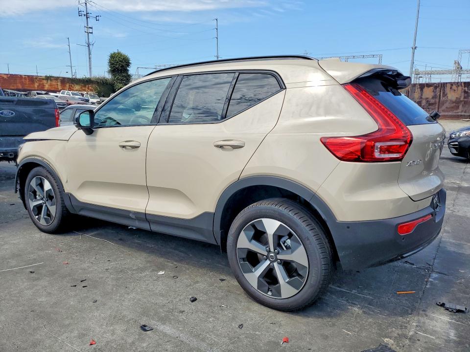 2026 Volvo Xc40 VIN YV4L12UC1T2766898 COPART salvage auction — FRONT END, Salvage Title, sold $8,000 on 2026-07-31 (photo 2)