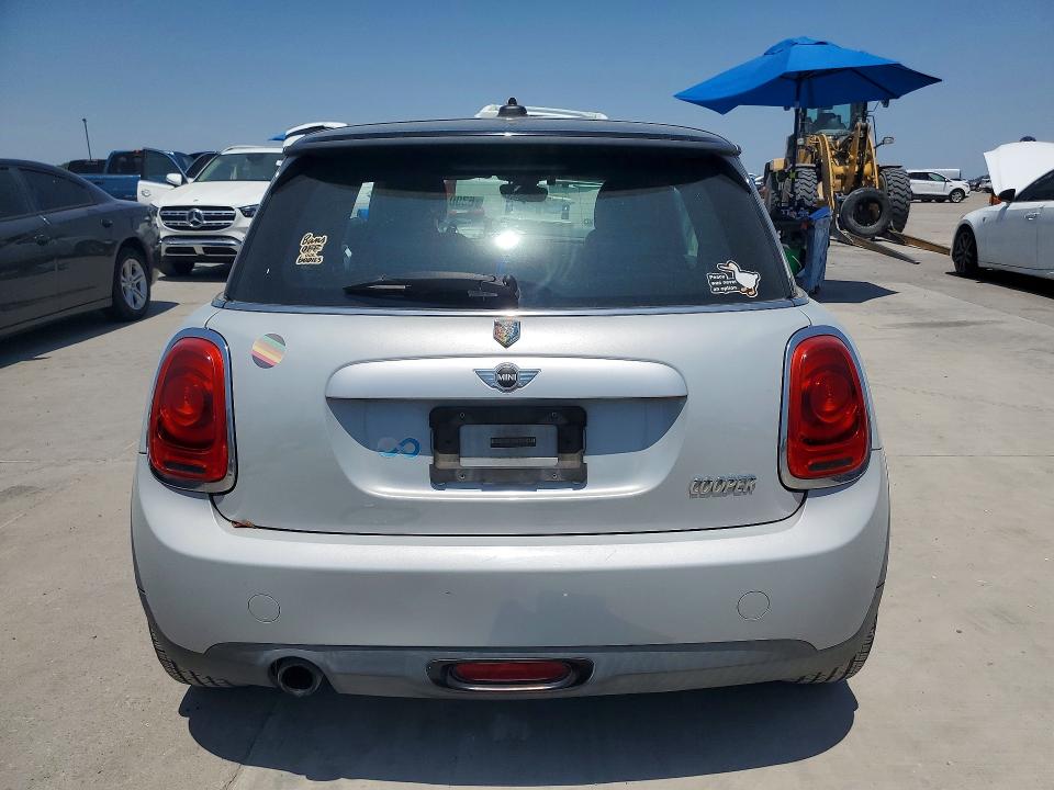 2015 Mini Cooper VIN WMWXM5C51FT941341 COPART salvage auction — FRONT END, TX - SALVAGE VEHICLE TITLE (P), sold $1,200 on 2026-08-13 (photo 6)