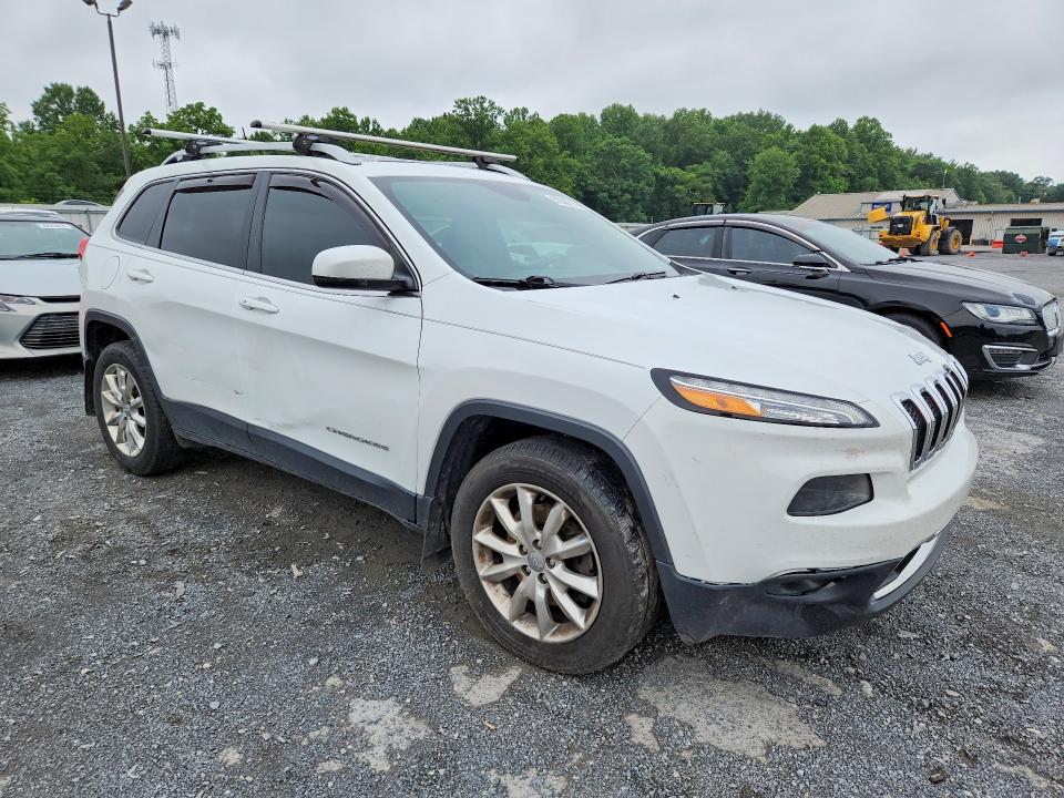 2017 Jeep VIN 1C4PJMDS8HW563529 COPART salvage auction — SIDE, Pa - Cert Of Title, sold $825 on 2026-07-23 (photo 4)