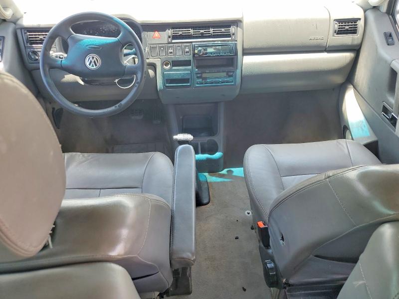 2003 Volkswagen Eurovan VIN WV2MB47033H034157 COPART salvage auction — MINOR DENT/SCRATCHES, FL - CERTIFICATE OF TITLE, sold $3,300 on 2026-09-02 (photo 8)