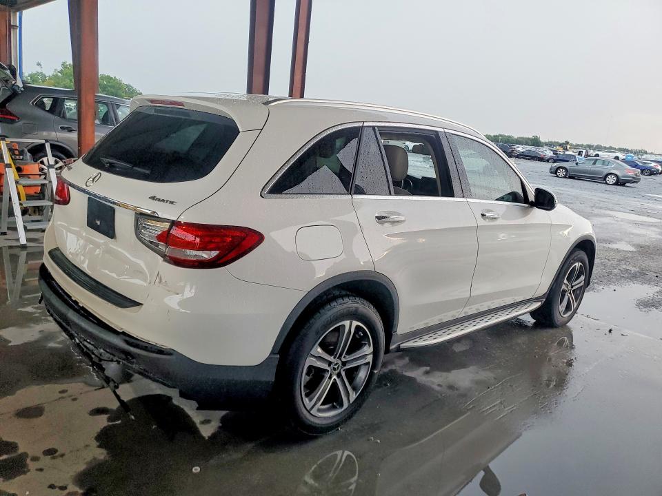 2019 Mercedes-benz Glc VIN WDC0G4KB7KV162015 COPART salvage auction — REAR END, FL - CERTIFICATE OF TITLE (P), sold $8,200 on 2026-07-27 (photo 3)
