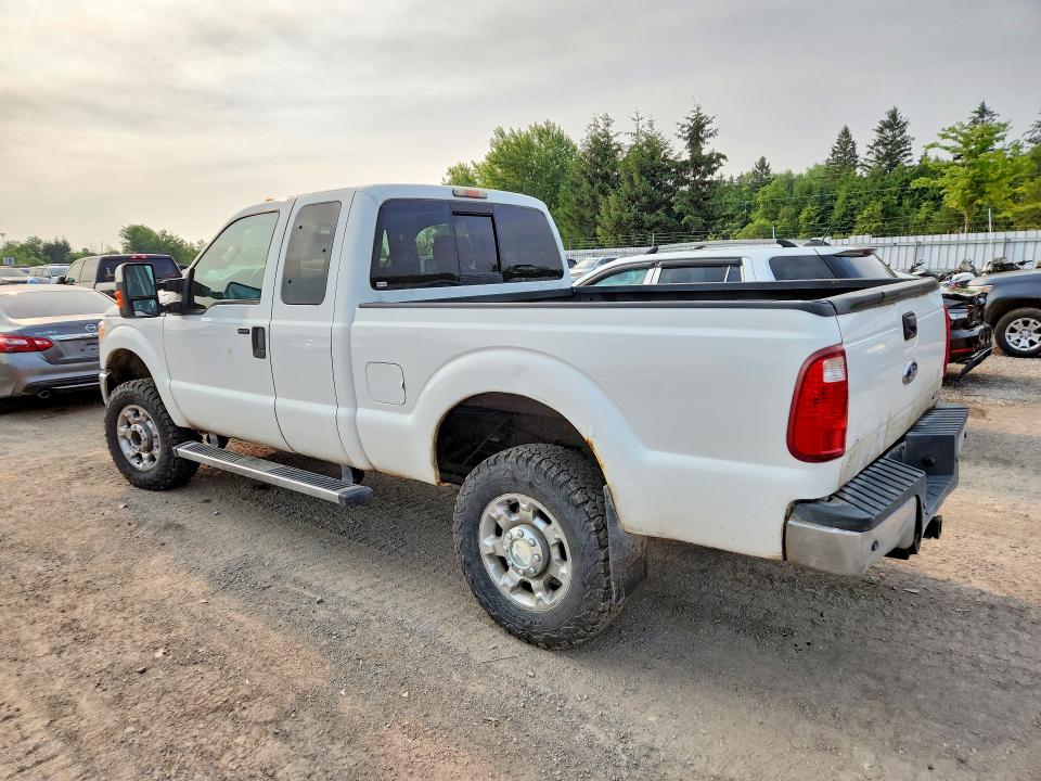 2012 Ford F-350 super duty VIN 1FT8X3B60CEA30768 COPART salvage auction — SIDE, ON - PERMIT NO BRAND - UNFIT, sold $2,750 on 2026-07-28 (photo 2)