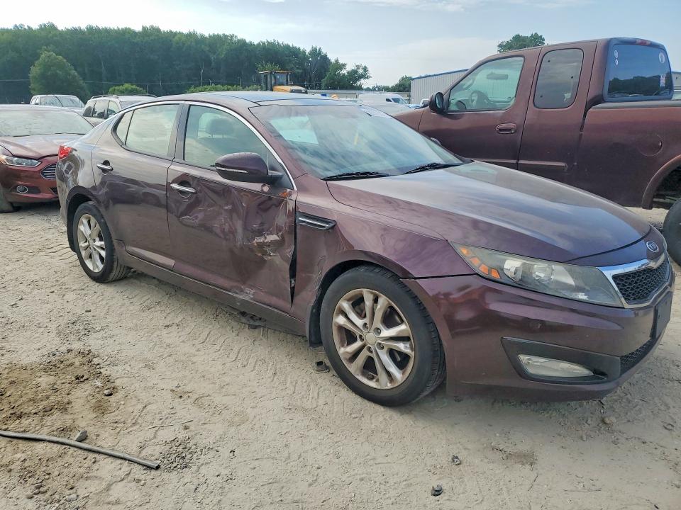 2012 Kia VIN 5XXGN4A74CG038708 COPART salvage auction — SIDE, Salvage Title, sold $750 on 2026-07-14 (photo 4)