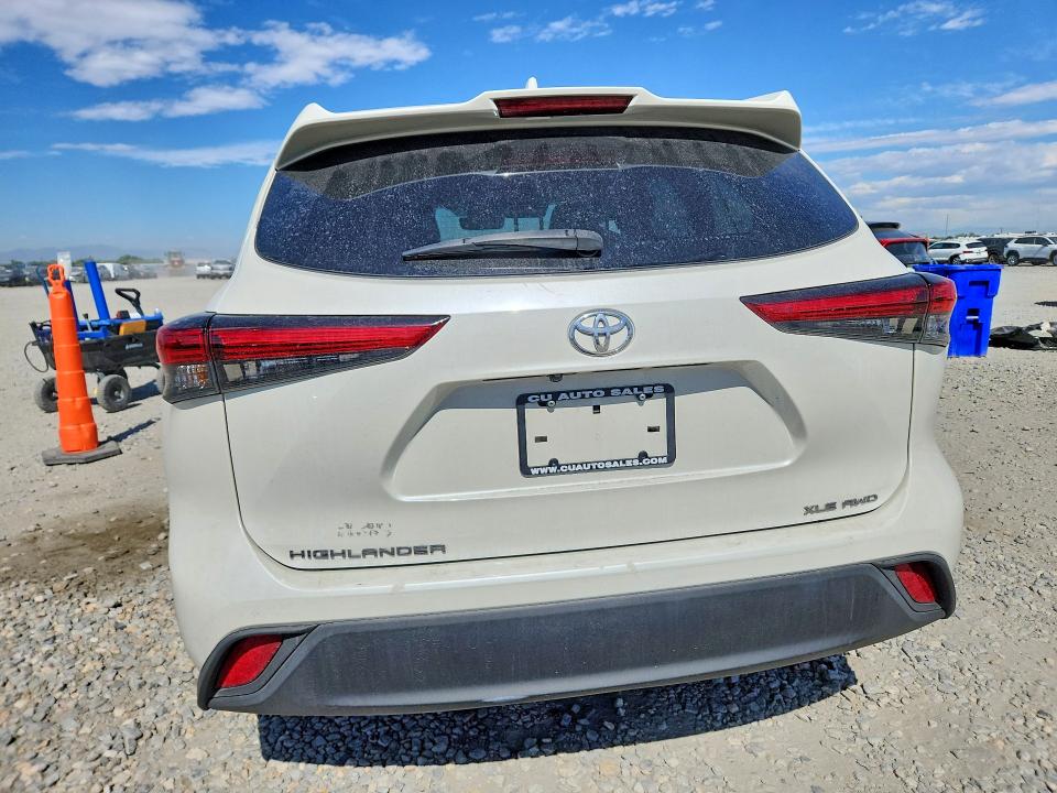 2021 Toyota Highlander VIN 5TDHZRBHXMS538014 COPART salvage auction — SIDE, Co - Public - Salvage Title, sold $7,700 on 2026-07-28 (photo 6)