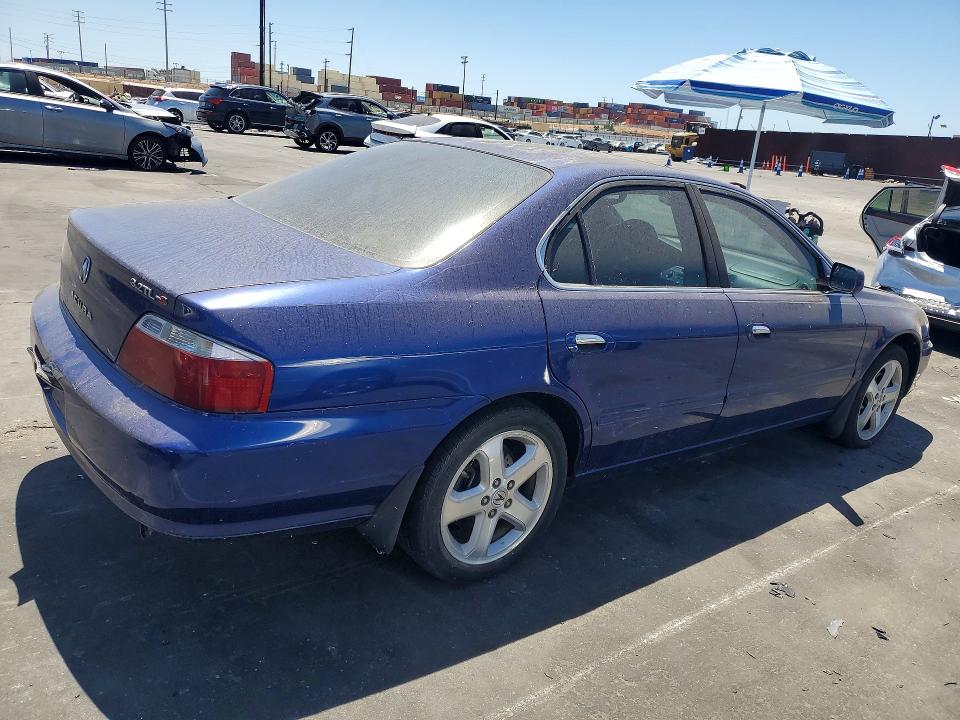 2002 Acura Tl VIN 19UUA56872A029387 COPART salvage auction — NORMAL WEAR, Wa - Dis/Dlr/Exp Only Clean Title, sold $300 on 2026-07-08 (photo 3)