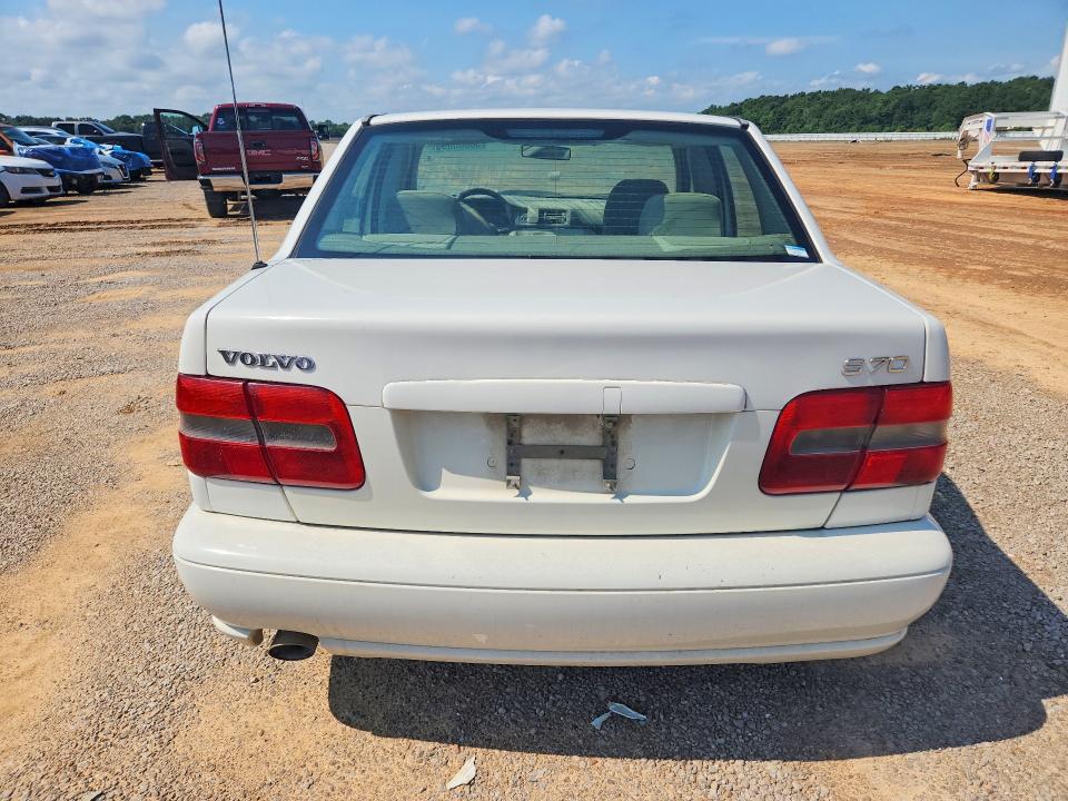 1998 Volvo S70 VIN YV1LS5570W1502319 COPART salvage auction — WATER/FLOOD, Al - Cert Of Title-Flood Salvage, sold $225 on 2026-08-04 (photo 6)
