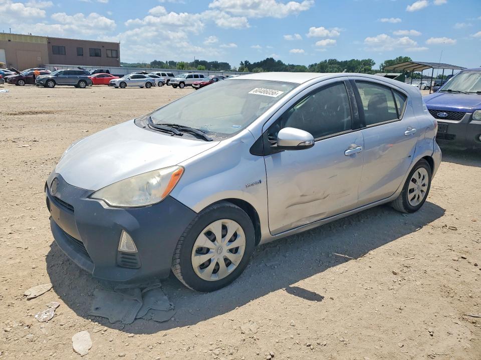 2013 Toyota Prius VIN JTDKDTB32D1533246 COPART salvage auction — REAR END, Ks - Dealer Only Clean Title, sold $775 on 2026-07-28 (photo 1)