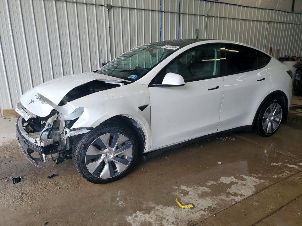 2021 Tesla Model y VIN 5YJYGDEE4MF078217 COPART salvage auction — FRONT END, PA - CERTIFICATE OF SALVAGE, sold $500 on 2026-07-29 (photo 1)