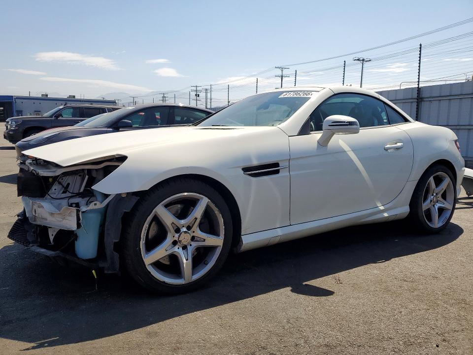 2013 Mercedes-benz Slk-klasse VIN WDDPK4HA2DF050758 COPART salvage auction — FRONT END, CA - SALVAGE CERTIFICATE, sold $2,100 on 2026-07-27 (photo 1)
