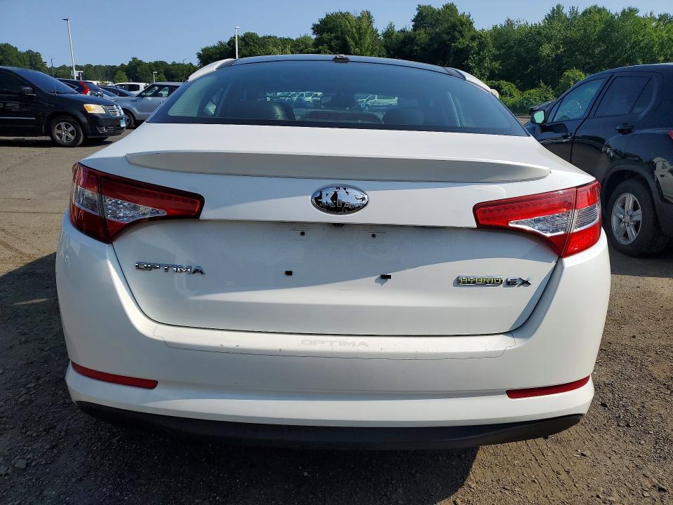 2013 Kia Optima hybrid VIN KNAGM4AD0D5048759 COPART salvage auction — MINOR DENT/SCRATCHES, MA - CERTIFICATE OF TITLE (P), sold $1,450 on 2026-07-31 (photo 6)