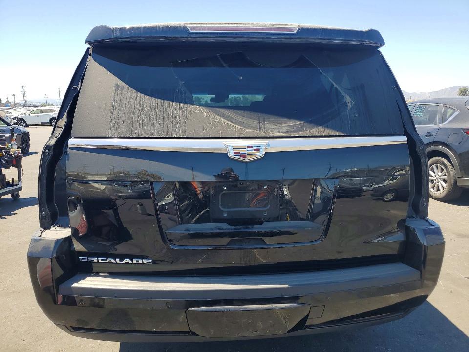 2020 Cadillac Escalade VIN 1GYS4HKJ3LR114456 COPART salvage auction — SIDE, CA - DIS/DLR/EXP ONLY CLEAN TITLE, sold $5,700 on 2026-07-22 (photo 6)