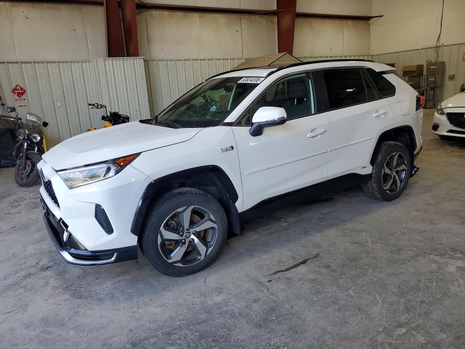 2021 Toyota Rav 4 VIN JTMAB3FV5MD049843 COPART salvage auction — REAR END, Ny - Mv-907A Salvage Certificate, sold $10,200 on 2026-07-20 (photo 1)