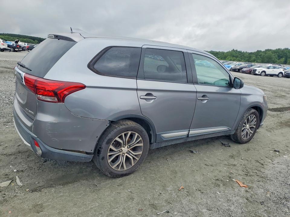 2017 Mitsubishi Outlander VIN JA4AD2A33HZ046503 COPART salvage auction — NORMAL WEAR, Sc - Certificate Of Title (P), sold $1,600 on 2026-07-21 (photo 3)