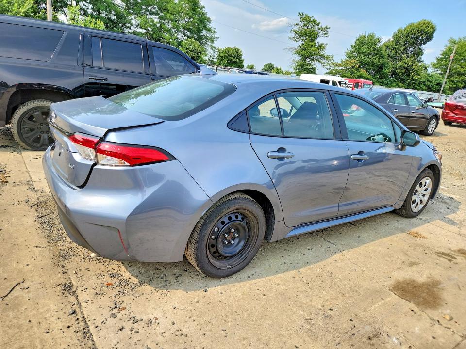 2025 Toyota Corolla VIN 5YFB4MDEXSP313785 COPART salvage auction — REAR END, Salvage Title, sold $11,700 on 2026-07-28 (photo 3)