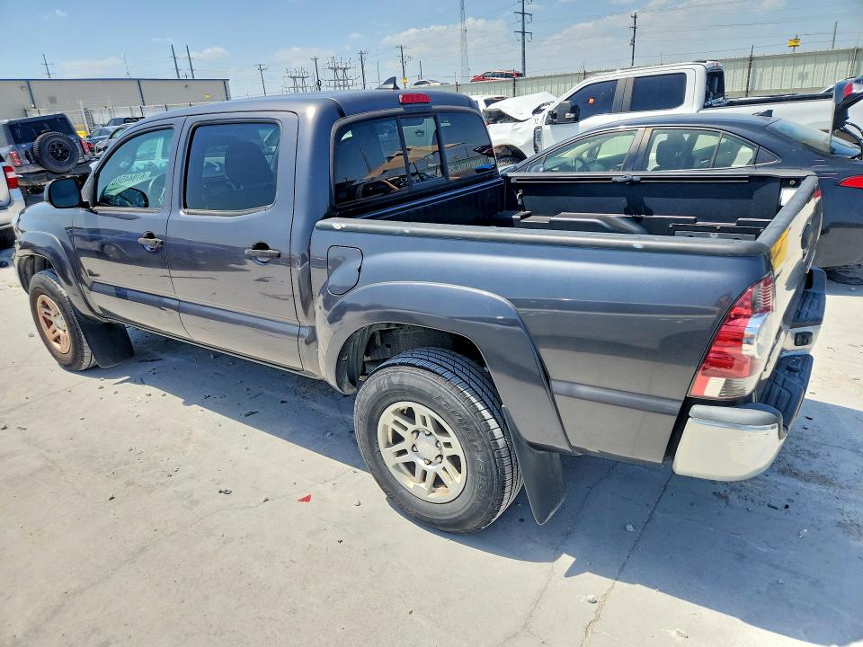 2015 Toyota Tacoma VIN 5TFJU4GN6FX087775 COPART salvage auction — NORMAL WEAR, TX - CERTIFICATE OF TITLE, sold $1,800 on 2026-07-24 (photo 2)