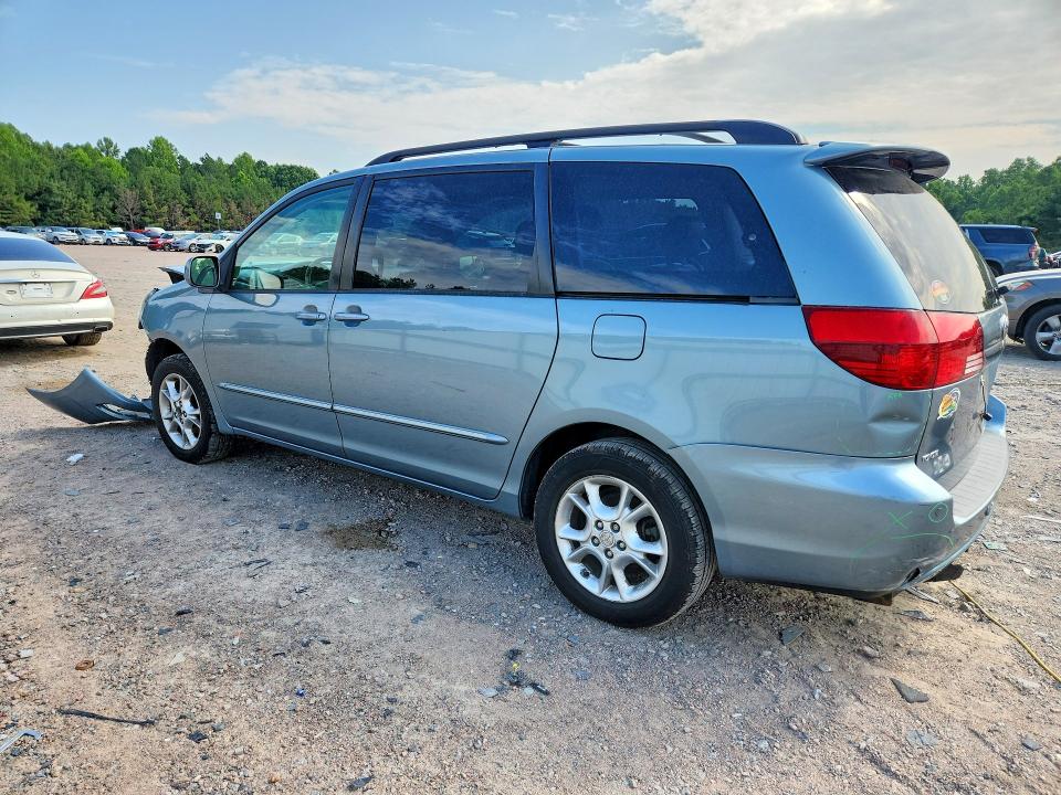 2005 Toyota Sienna VIN 5TDBA22CX5S029602 COPART salvage auction — FRONT END, Va - Cert Of Title - Salvage, sold $225 on 2026-07-13 (photo 2)