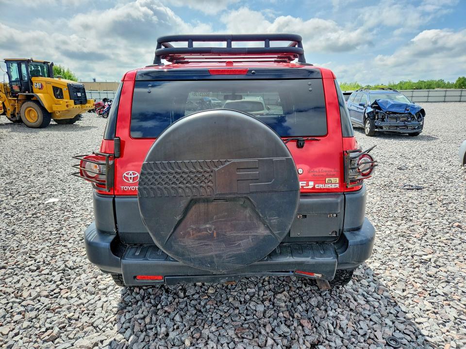 2012 Toyota Fj cruiser VIN JTEBU4BF3CK135077 COPART salvage auction — REAR END, Wi - Certificate Of Title, sold $7,200 on 2026-07-20 (photo 6)