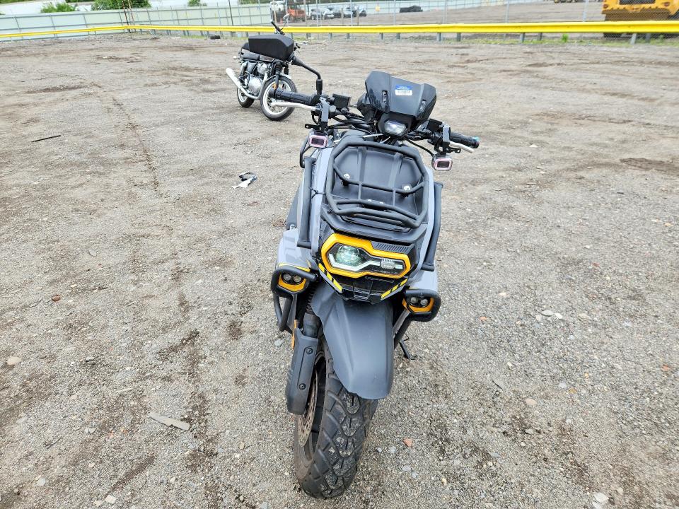 2025 Other Qmax 200 VIN HZ2TCDM46S1010880 COPART salvage auction — VANDALISM, NY - MV-907A SALVAGE CERTIFICATE, sold $35 on 2026-07-16 (photo 2)