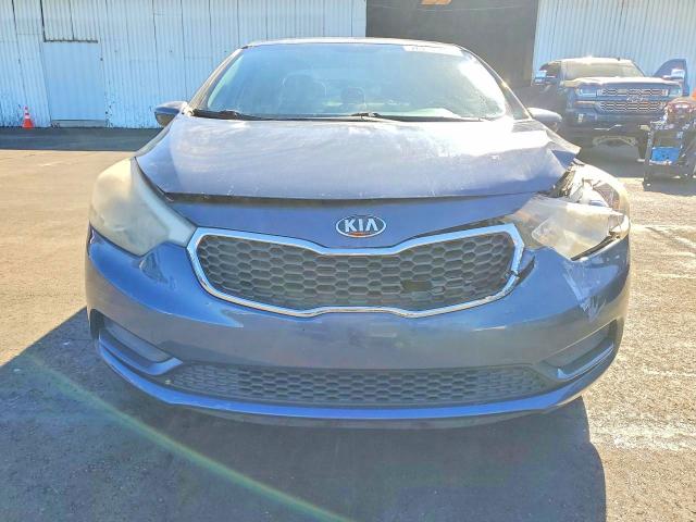 2014 Kia Forte VIN KNAFK4A60E5071978 COPART salvage auction — REAR END, Ca - Lien Papers-Salvage Or Ac, sold $775 on 2026-07-27 (photo 5)