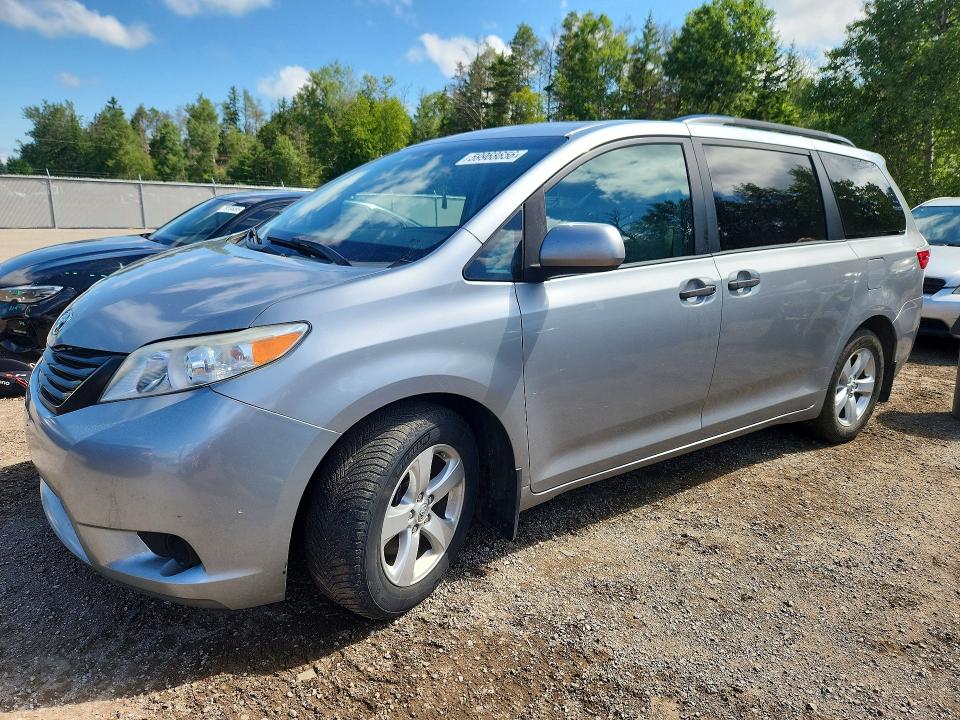 2016 Toyota Sienna VIN 5TDZK3DC7GS714125 COPART salvage auction — SIDE, ON - PERMIT NO BRAND - UNFIT, sold $1,100 on 2026-07-30 (photo 1)