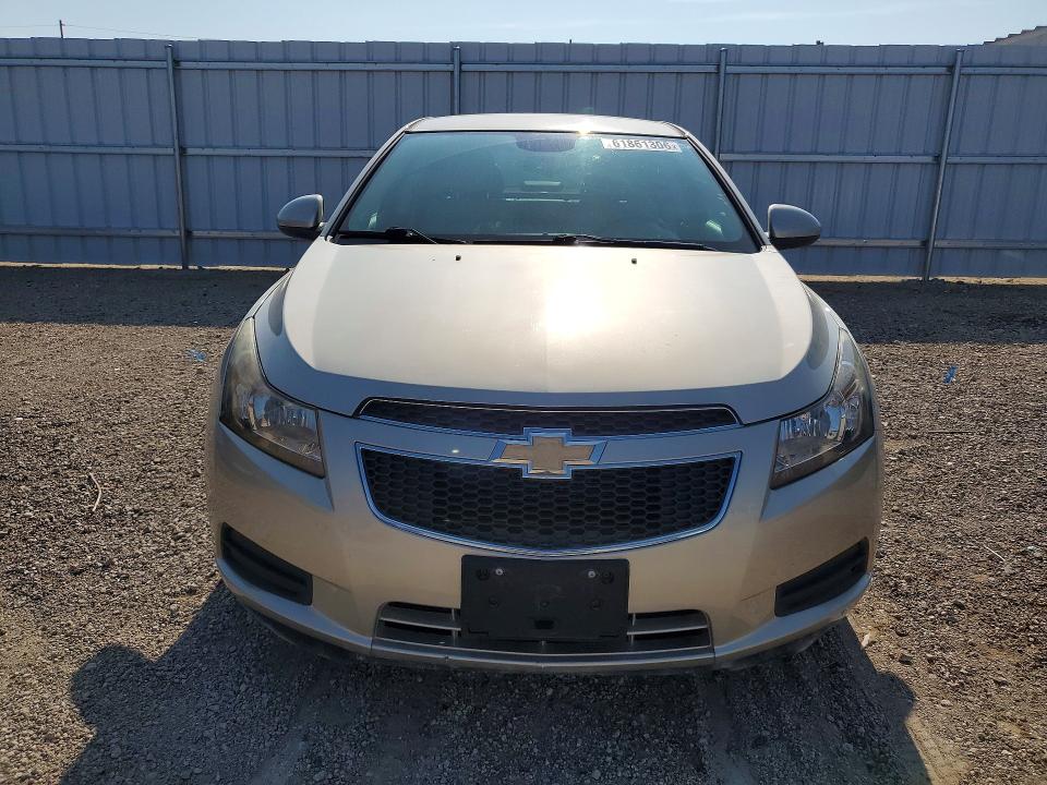 2013 Chevrolet Cruze VIN 1G1PE5SB1D7312104 COPART salvage auction — MINOR DENT/SCRATCHES, IA - CERT OF TITLE-PRIOR SALVAGE, sold $708 on 2026-07-28 (photo 5)