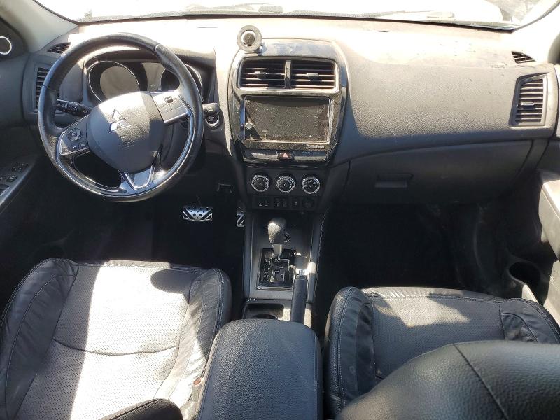 2018 Mitsubishi Outlander VIN JA4AR4AW9JU011488 COPART salvage auction — SIDE, NV - DIS/DLR/EXP ONLY CLEAN TITLE, sold $35 on 2026-07-30 (photo 8)