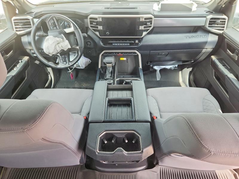 2025 Toyota Tundra VIN 5TFLA5DB8SX321166 COPART salvage auction — FRONT END, TX - SALVAGE VEHICLE TITLE, sold $21,100 on 2026-07-17 (photo 8)