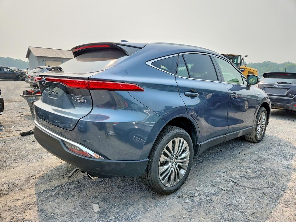 2021 Toyota Venza VIN JTEAAAAH0MJ060979 COPART salvage auction — FRONT END, PA - CERTIFICATE OF SALVAGE, sold $5,100 on 2026-07-23 (photo 3)