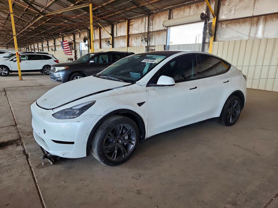 2024 Tesla Model y VIN 7SAYGDED1RF193049 — COPART salvage auction photo