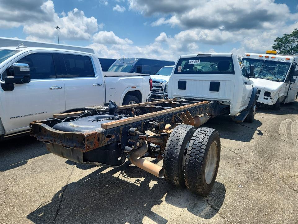 2020 Ram 5500 VIN 3C7WRMCL3LG127356 COPART salvage auction — MINOR DENT/SCRATCHES, Salvage Title, sold $13,300 on 2026-07-29 (photo 3)
