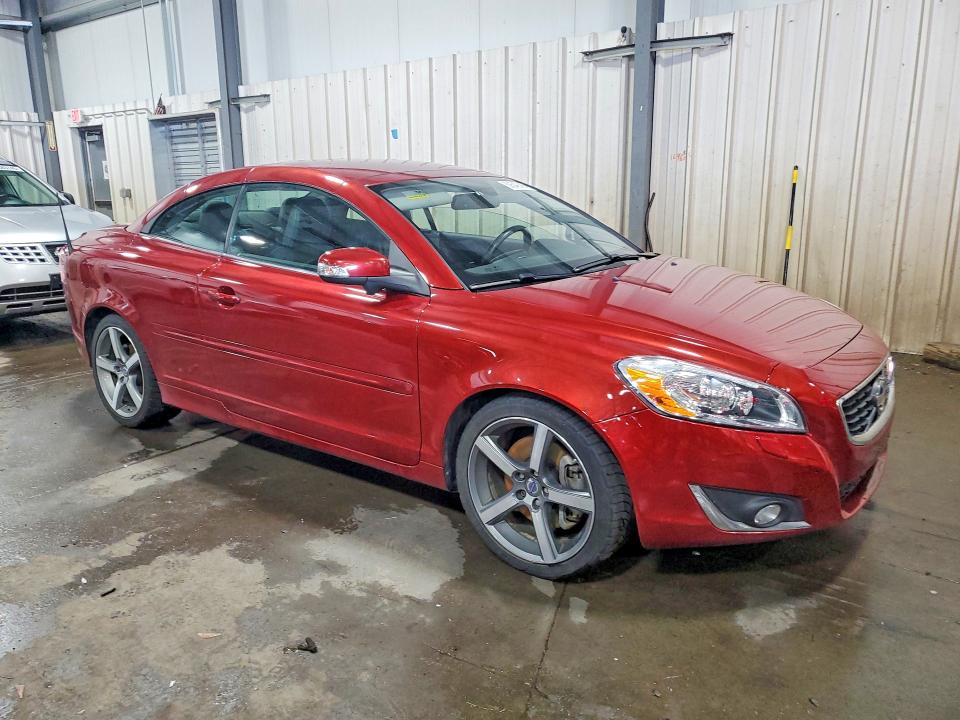 2013 Volvo VIN YV1672MC1DJ138209 COPART salvage auction — SIDE, Mn - Cert Of Title-Salvage, sold $1,350 on 2026-08-11 (photo 4)