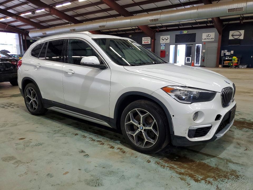 2018 BMW X1 VIN WBXHT3C34J5L30734 COPART salvage auction — MINOR DENT/SCRATCHES, Me - Certificate Of Title (P), sold $5,600 on 2026-07-09 (photo 4)
