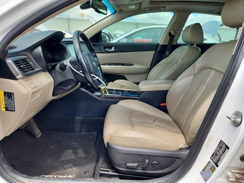 2017 Kia Optima VIN 5XXGU4L30HG124070 COPART salvage auction — NORMAL WEAR, Tx - Certificate Of Title, sold $2,000 on 2026-07-31 (photo 7)