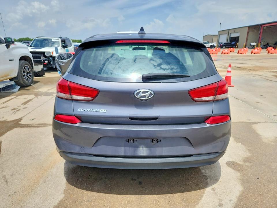 2019 Hyundai Elantra VIN KMHH35LE1KU100131 COPART salvage auction — MINOR DENT/SCRATCHES, Salvage Title, sold $2,800 on 2026-07-20 (photo 6)