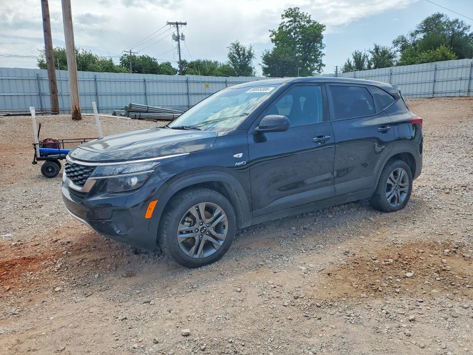 2021 Kia Seltos VIN KNDEPCAA5M7058922 COPART salvage auction — MINOR DENT/SCRATCHES, Ok - Dealer Only Clean Title, sold $5,000 on 2026-07-21 (photo 1)