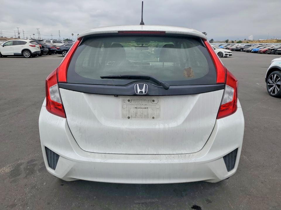 2017 Honda Fit VIN JHMGK5H59HS019781 COPART salvage auction — MINOR DENT/SCRATCHES, Ca - Dis/Dlr/Exp Only Clean Title, sold $1,400 on 2026-07-08 (photo 6)