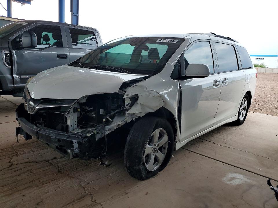 2018 Toyota Sienna VIN 5TDKZ3DC1JS957398 COPART salvage auction — FRONT END, Az - Cert Of Title - Salvage, sold $1,150 on 2026-07-28 (photo 1)
