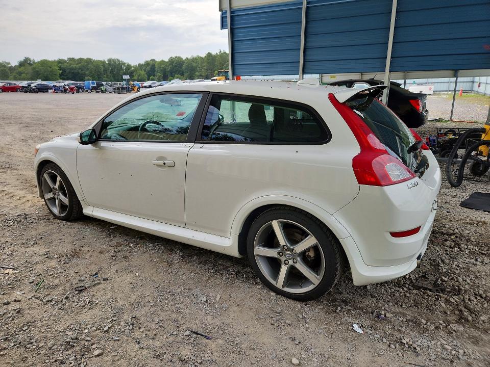 2011 Volvo C30 VIN YV1672MK9B2246530 COPART salvage auction — NORMAL WEAR, Ga - Certificate Of Title, sold $2,150 on 2026-07-28 (photo 2)