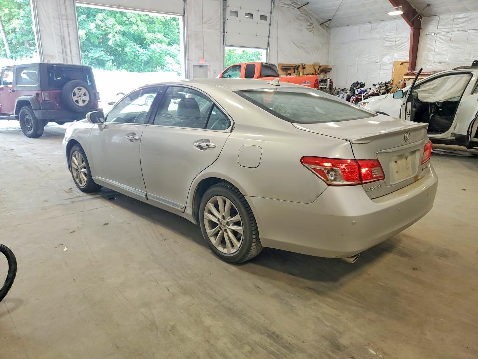 2010 Lexus Es 350 VIN JTHBK1EG7A2360238 COPART salvage auction — MINOR DENT/SCRATCHES, Vt - Certificate Of Title, sold $2,100 on 2026-07-20 (photo 2)