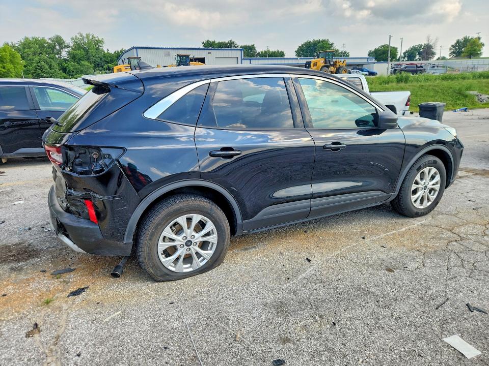 2024 Ford Escape VIN 1FMCU9GN6RUA94880 COPART salvage auction — REAR END, CO - CERTIFICATE OF TITLE, sold $9,200 on 2026-07-27 (photo 3)